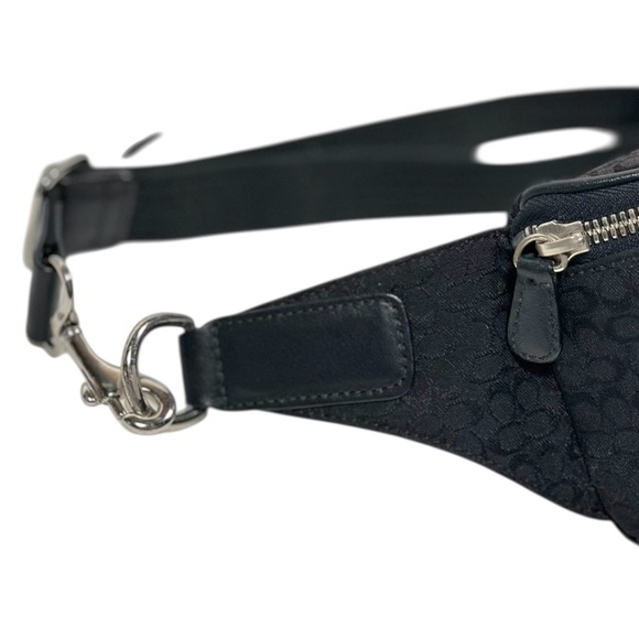COACH Vintage Signature Jacquard Monogram Canvas Belt Bag / Waist Pack - Picture 5 of 15